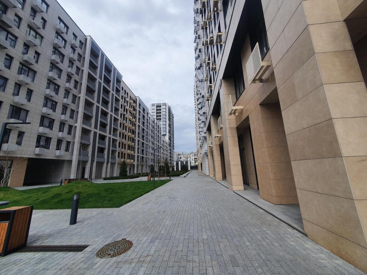 Designer In The Residential Complex 